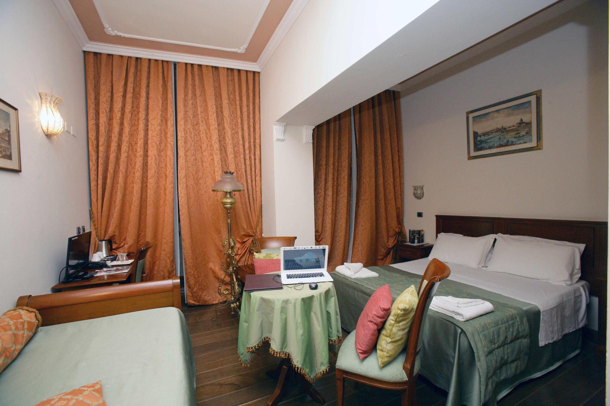 Domus Florentiae Hotel Floransa Dış mekan fotoğraf