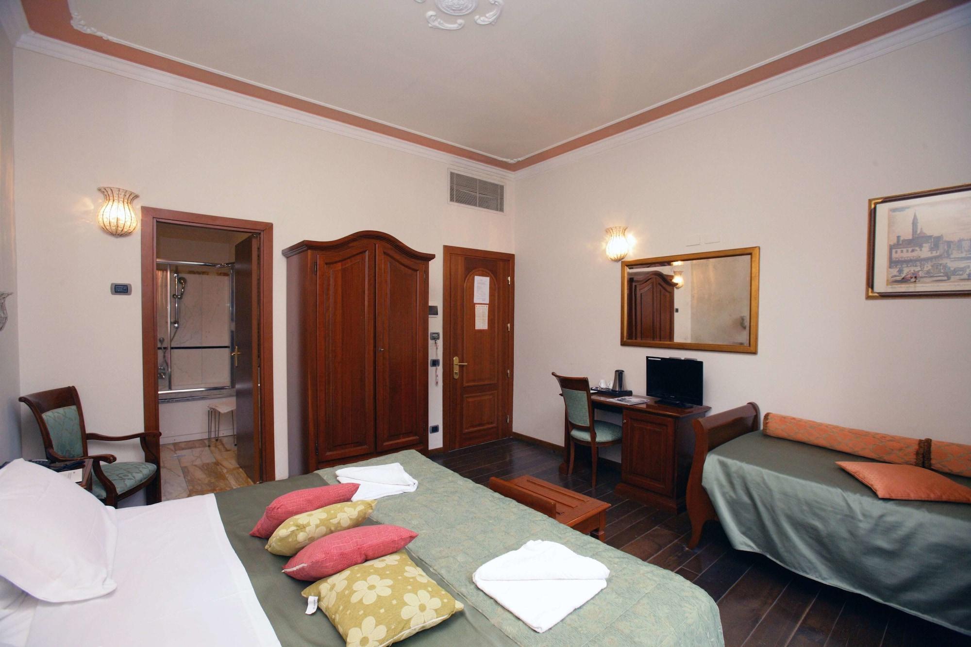 Domus Florentiae Hotel Floransa Dış mekan fotoğraf